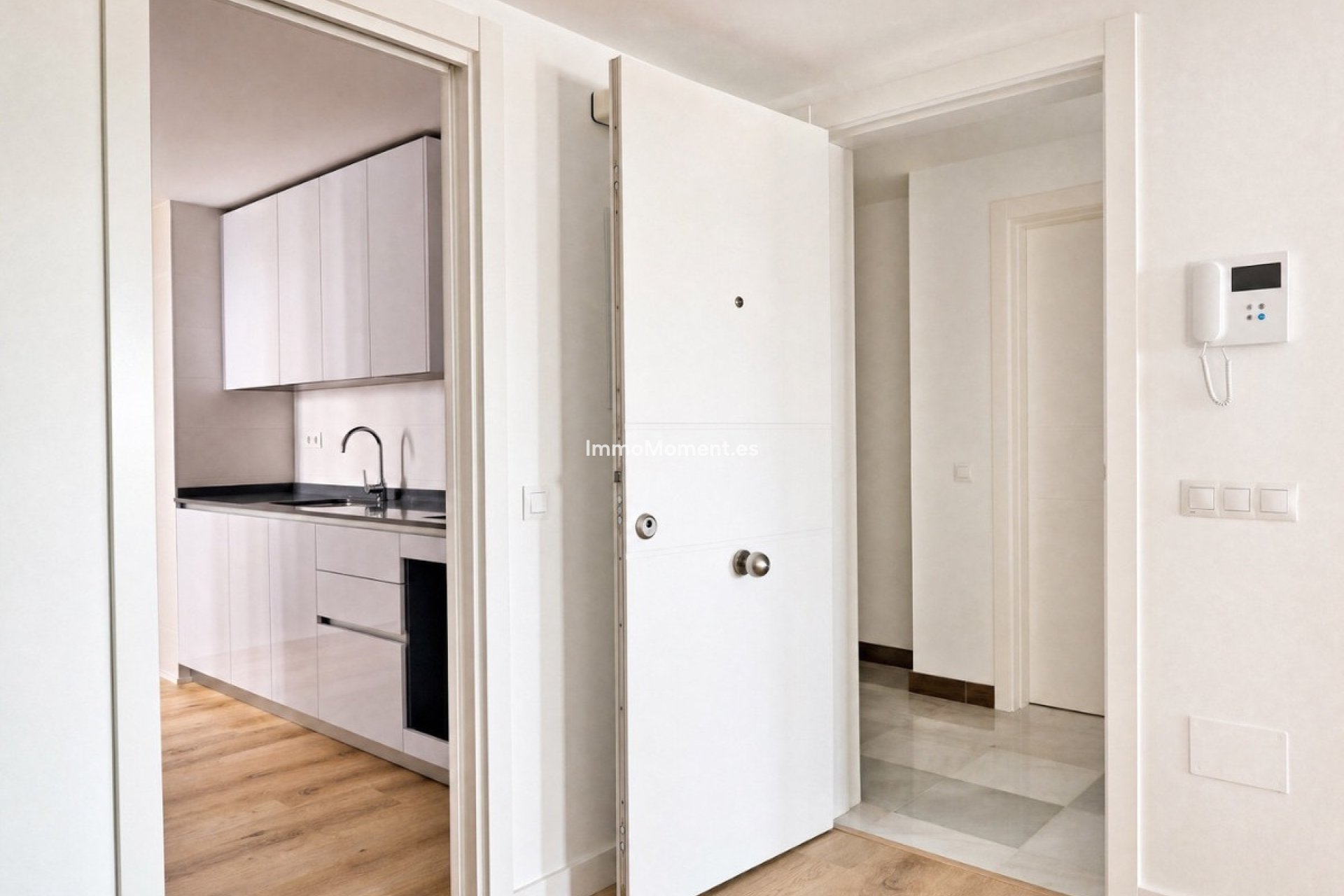 Revente - Appartement - Marbella - Nueva Andalucía