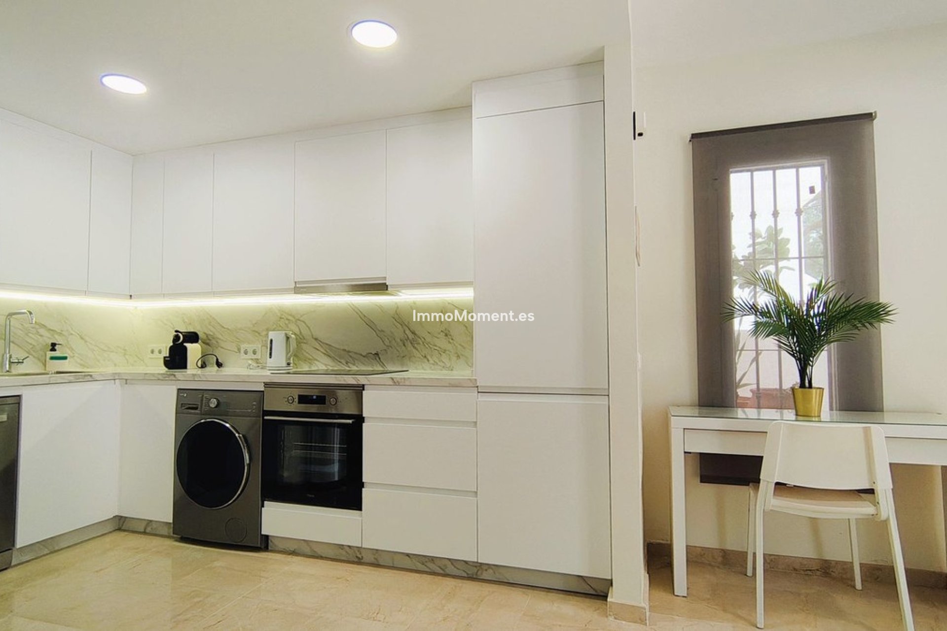 Revente - Appartement - Marbella - Nueva Andalucía