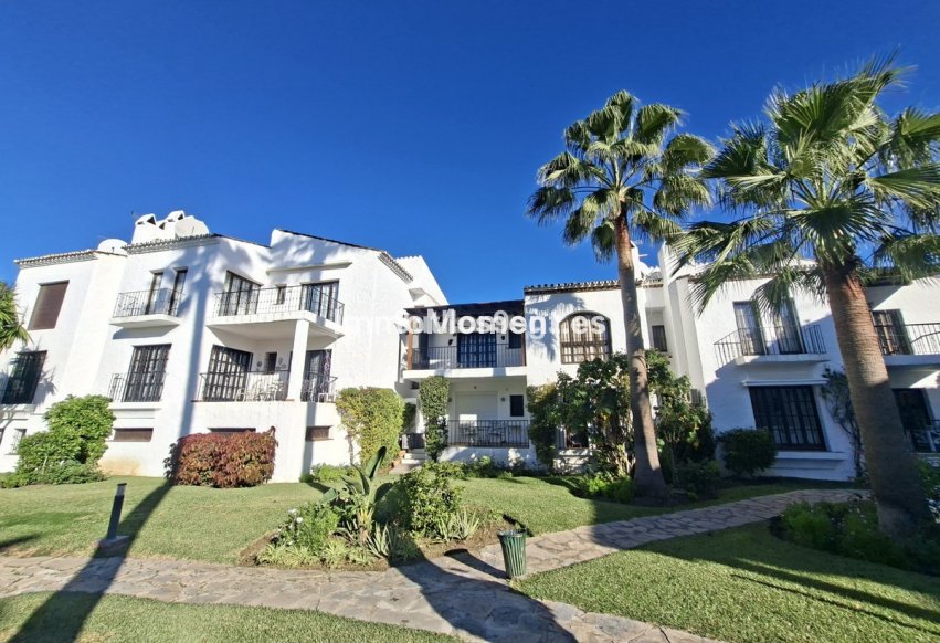 Revente - Appartement - Marbella - Nueva Andalucía