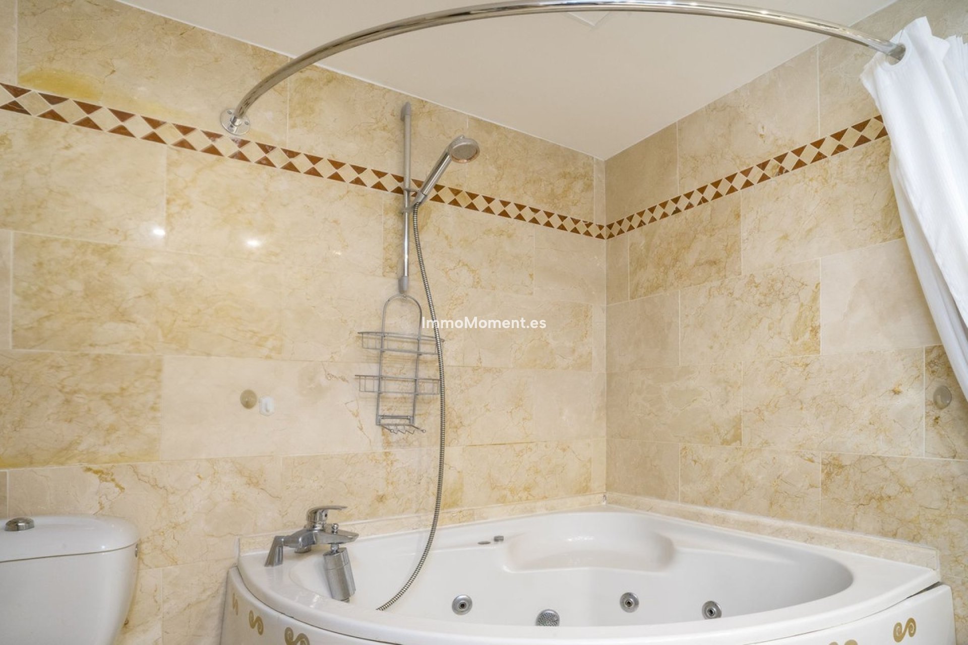 Revente - Appartement - Marbella - Nueva Andalucía