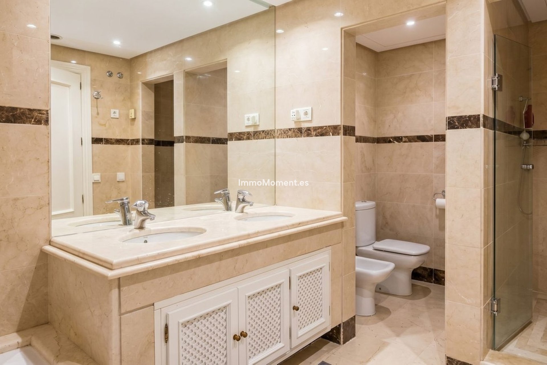 Revente - Appartement - Marbella - Nueva Andalucía
