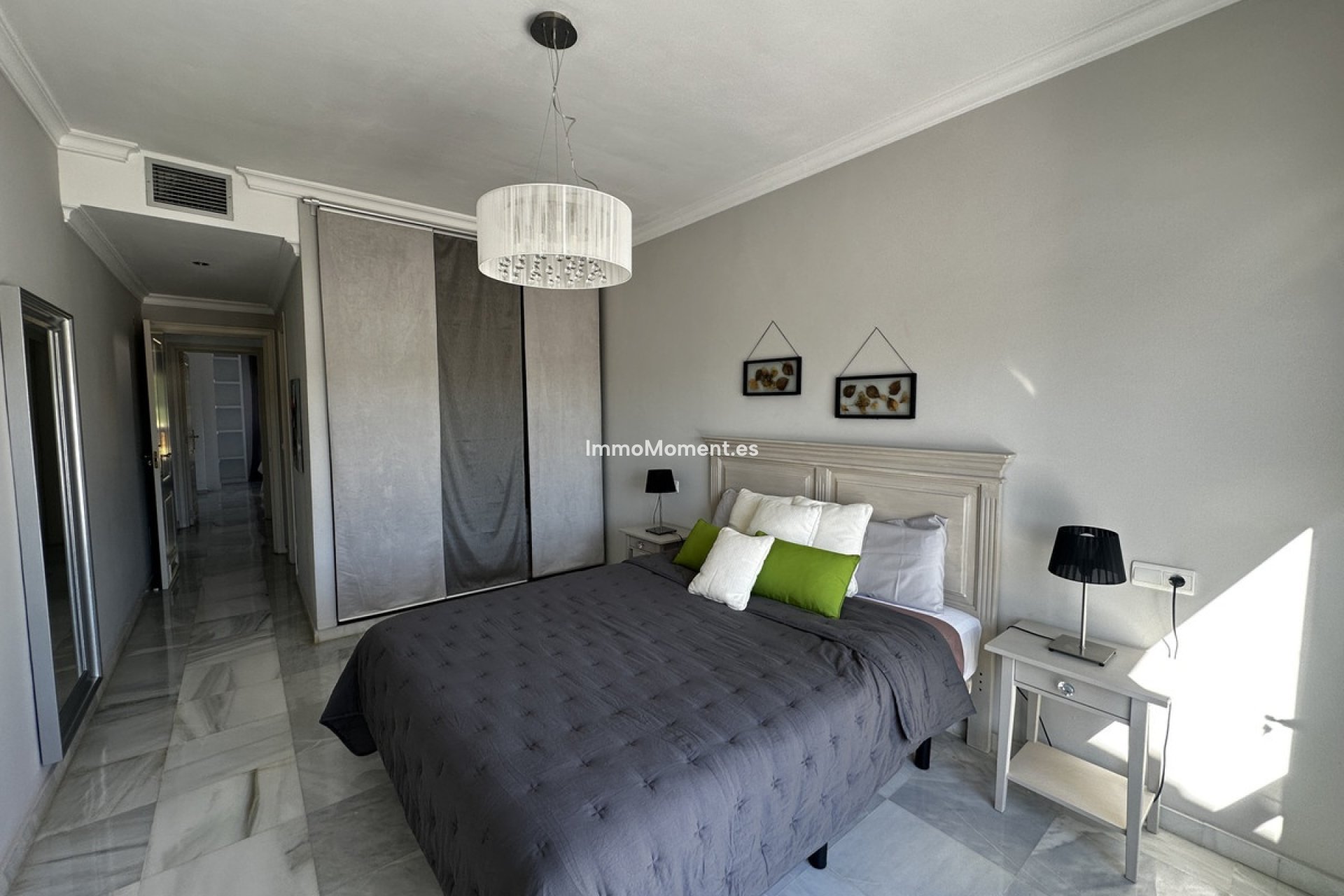 Revente - Appartement - Marbella - Nueva Andalucía