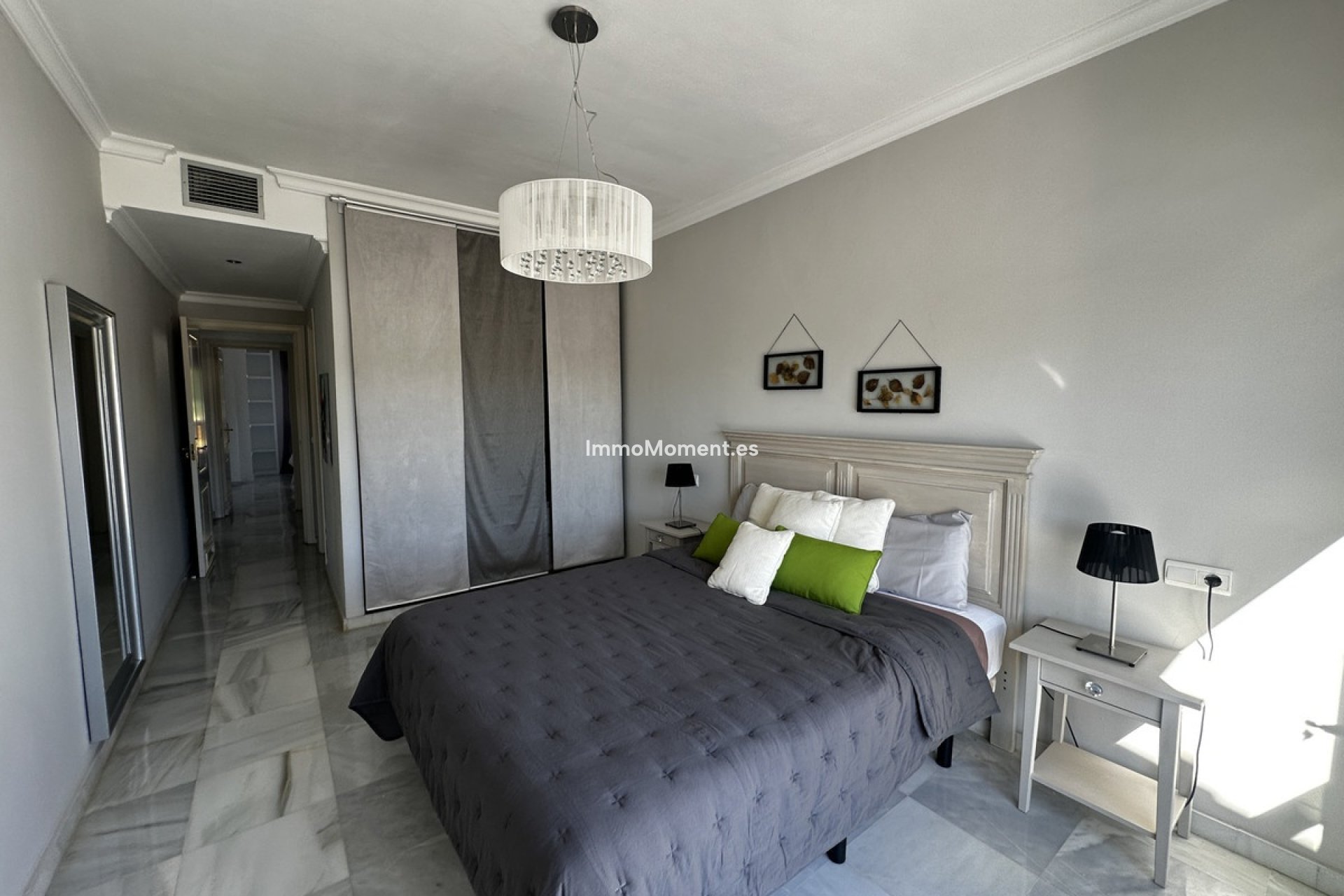 Revente - Appartement - Marbella - Nueva Andalucía