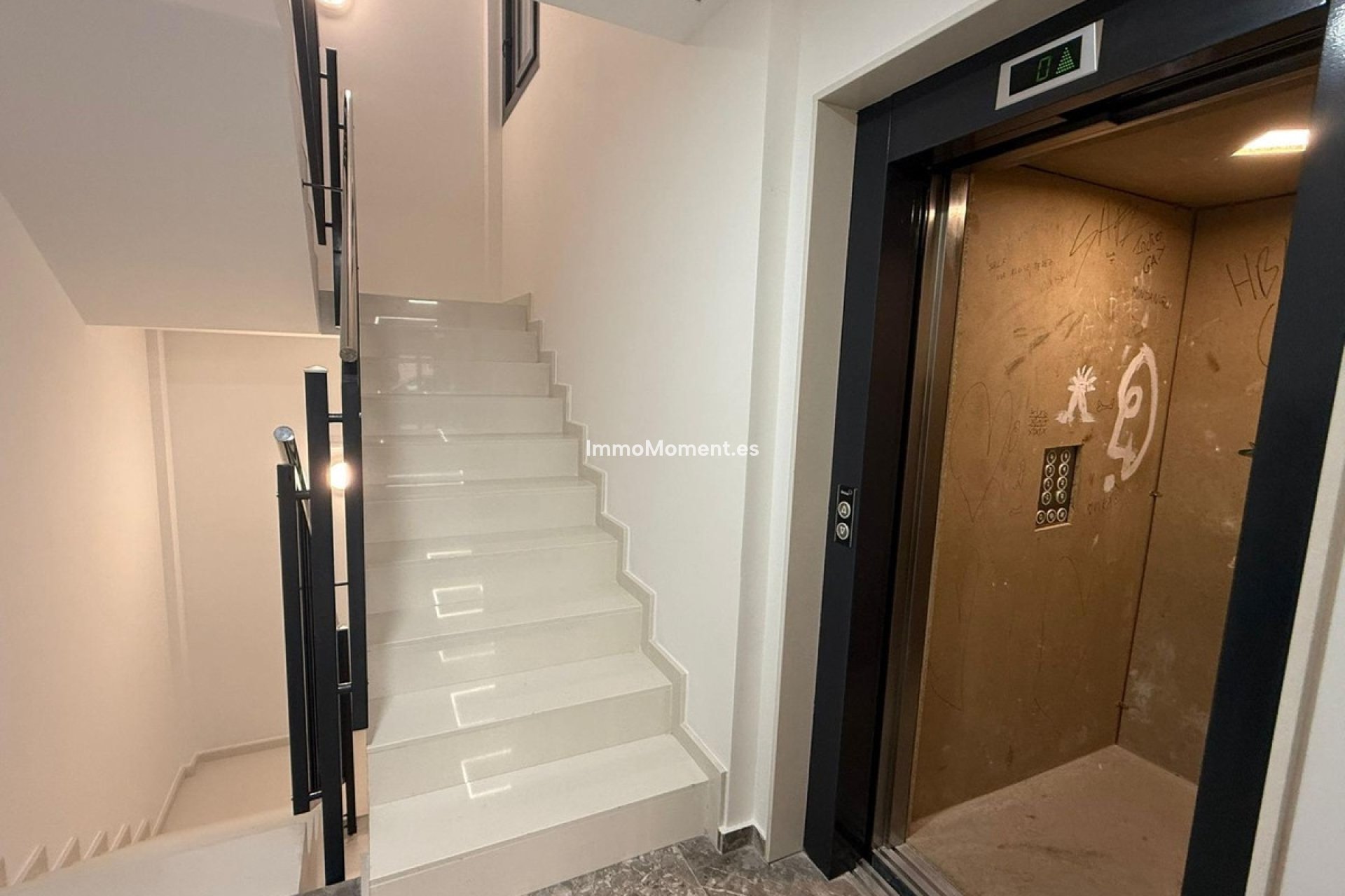 Revente - Appartement - Torrevieja - Torrevieja Centro