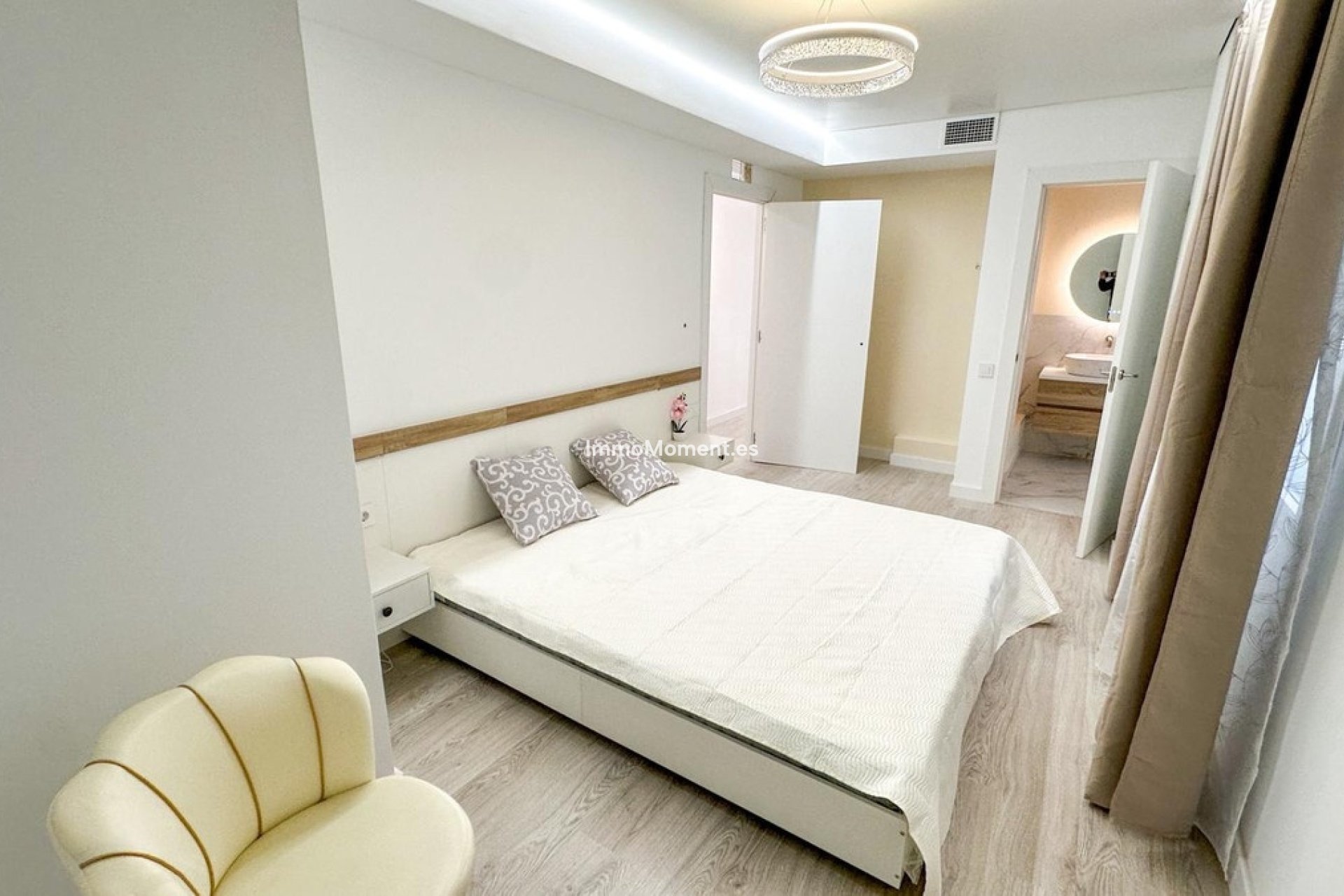 Revente - Appartement - Torrevieja - Torrevieja Centro