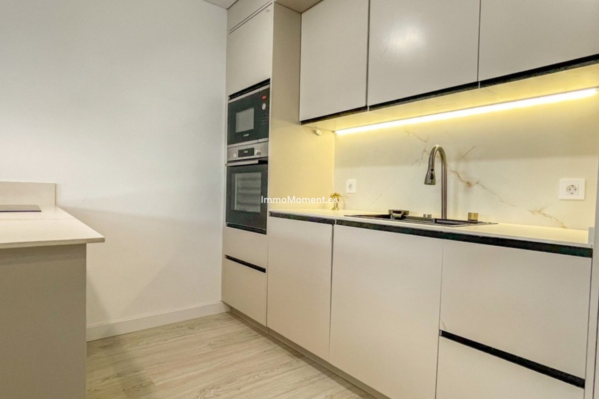 Revente - Appartement - Torrevieja - Torrevieja Centro