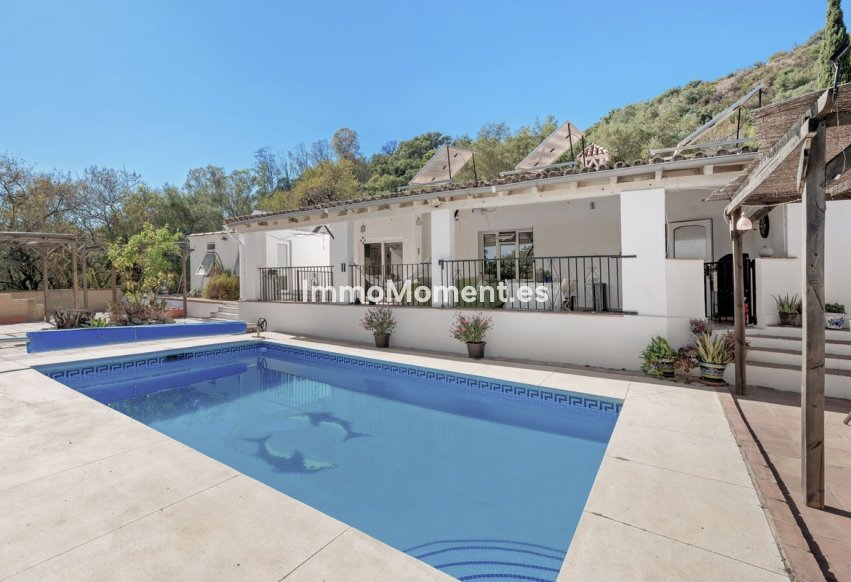 Revente - Maison de campagne - Estepona  - Estepona Centro