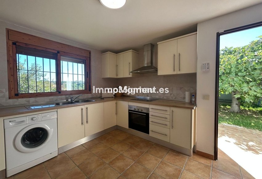 Revente - Maison de campagne - Estepona  - Estepona Centro