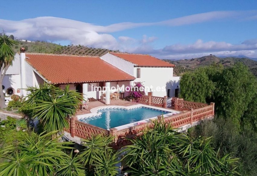 Revente - Maison de campagne - Intérieur                       - Alora