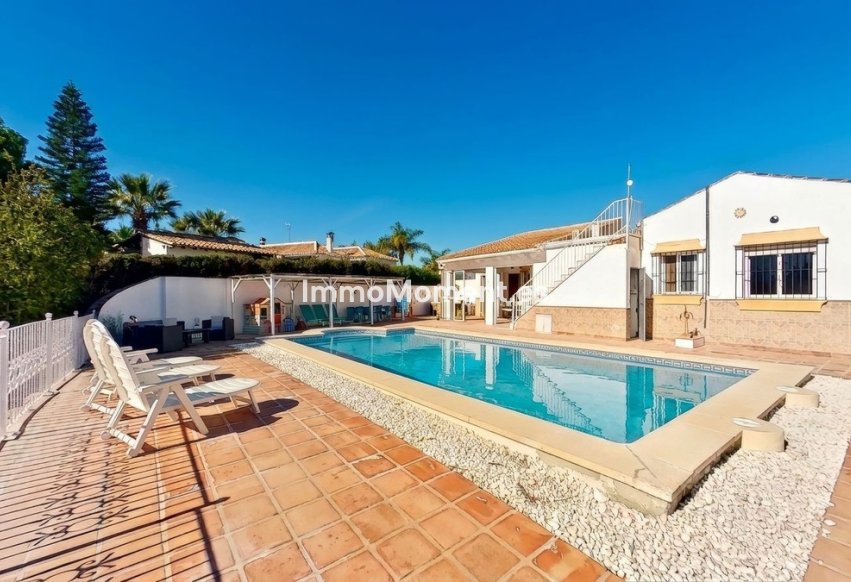 Revente - Maison de campagne - Intérieur                       - Coín