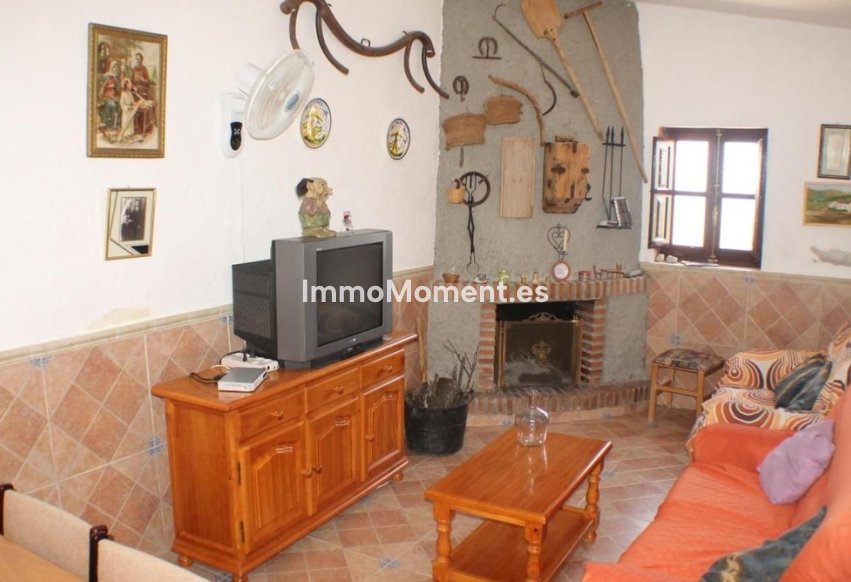Revente - Maison de campagne - Intérieur                       - Gibralgalia