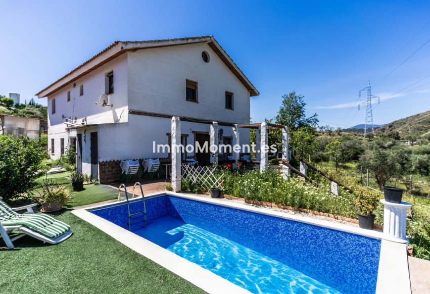 Revente - Maison de campagne - Intérieur                       - Monda