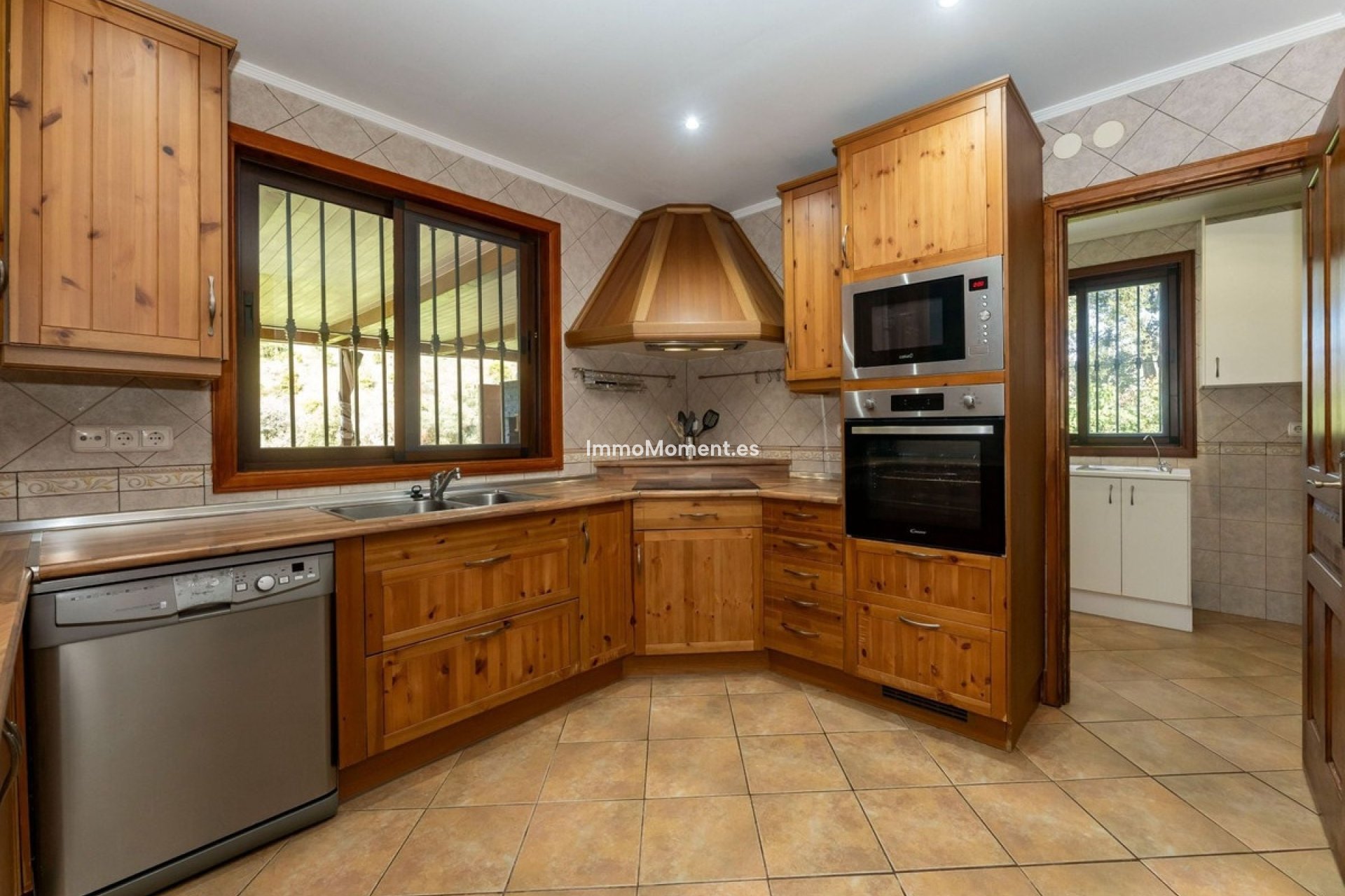 Revente - Maison de campagne - Intérieur                       - Monda