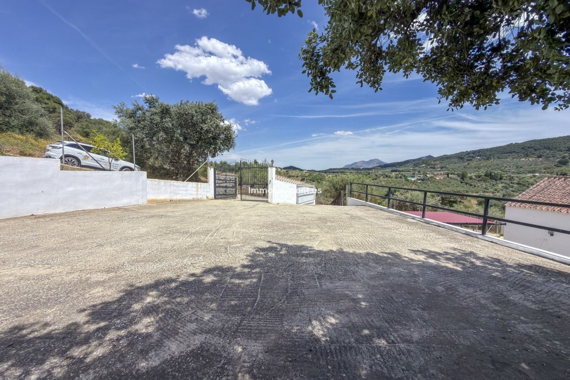 Revente - Maison de campagne - Intérieur                       - Monda