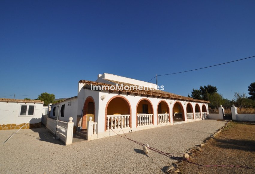 Revente - Maison de campagne - Pinoso - Pinoso Centro
