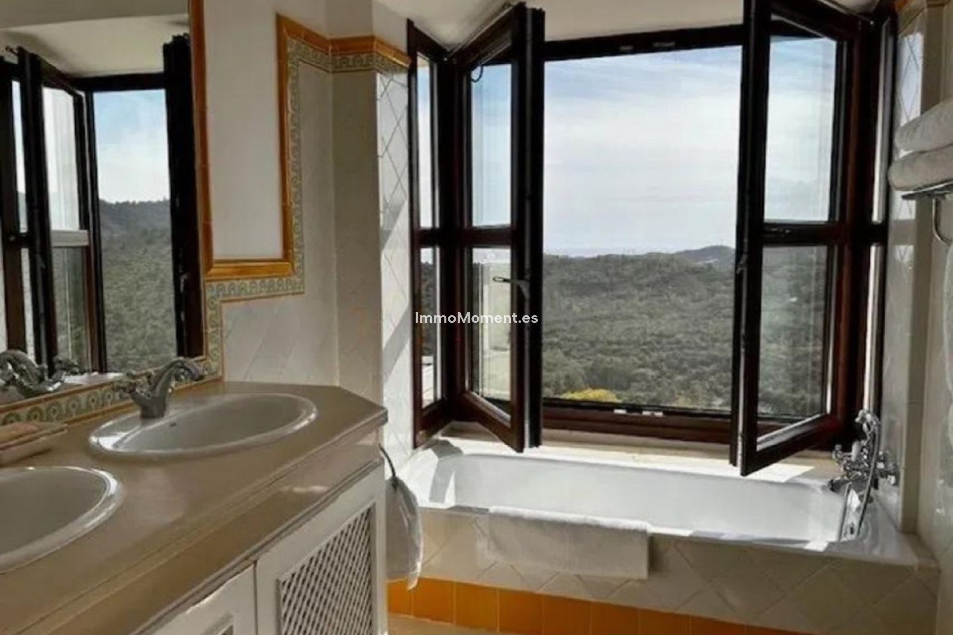 Revente - Maison mitoyenne - Benahavís - Benahavís Centro