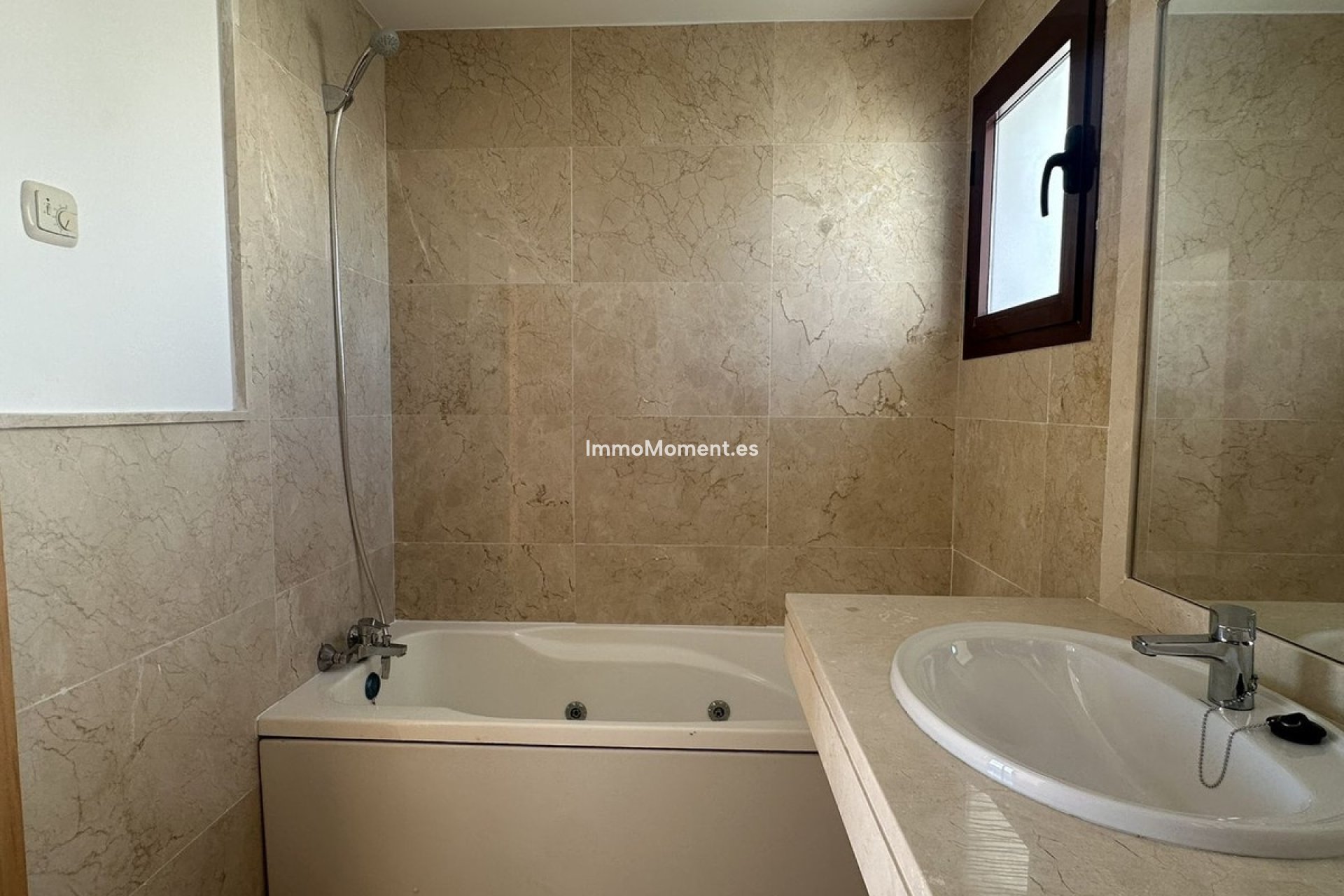 Revente - Maison mitoyenne - Casares - Doña Julia