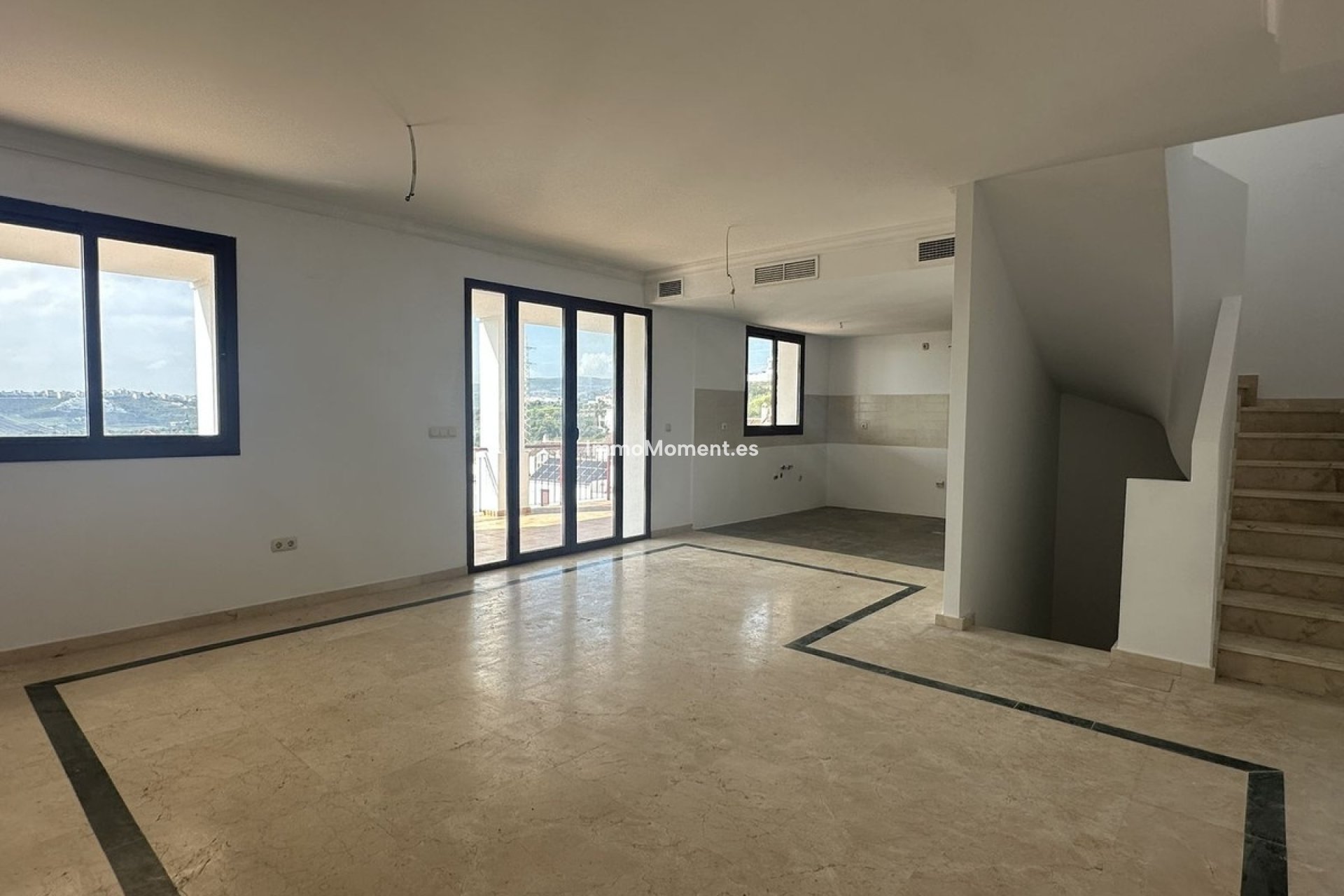 Revente - Maison mitoyenne - Casares - Doña Julia