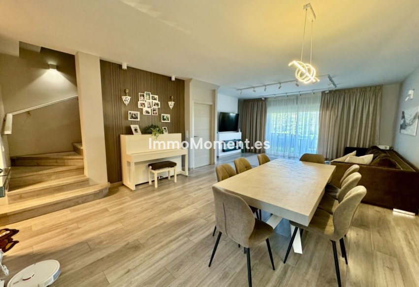 Revente - Maison mitoyenne - Estepona  - Atalaya