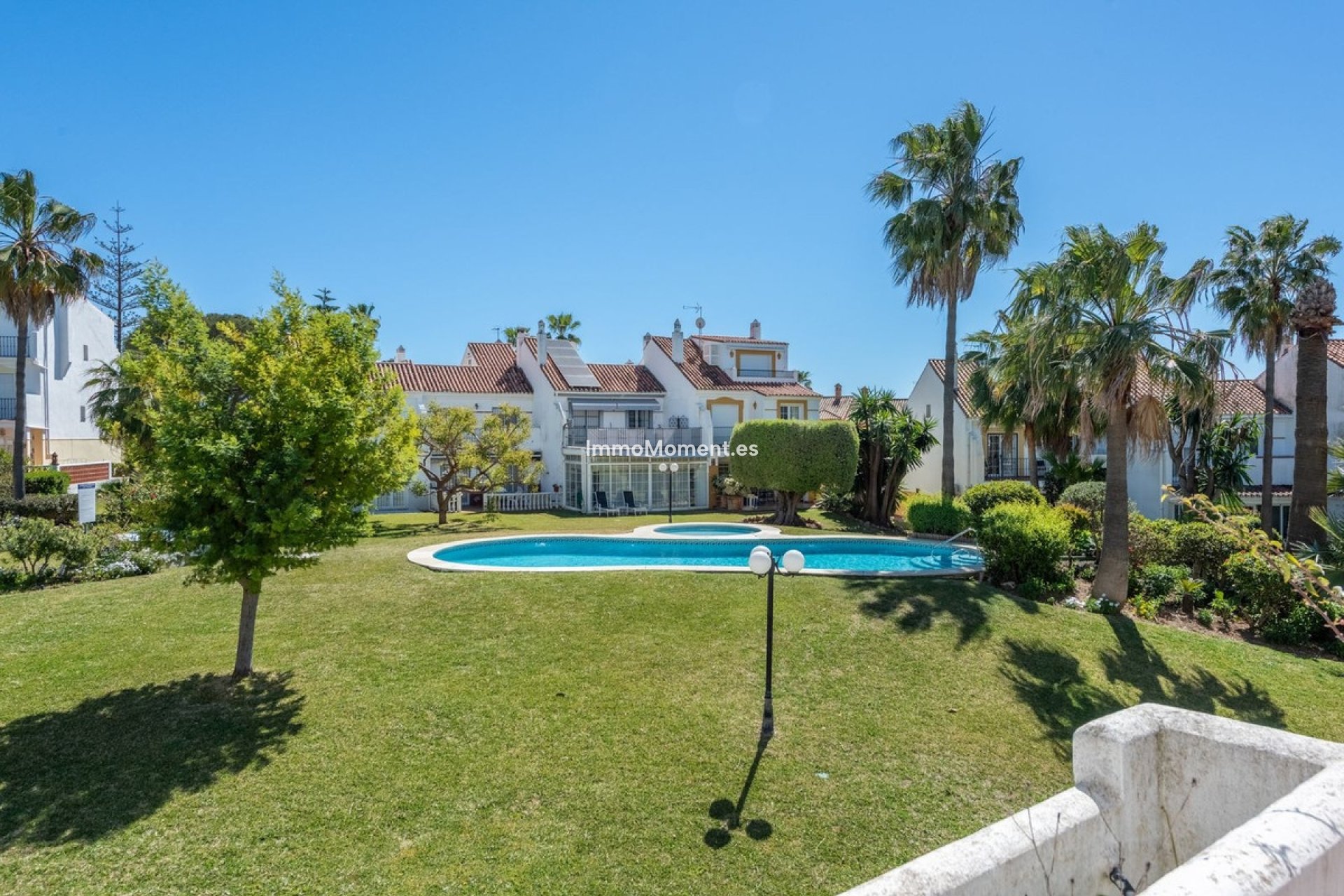 Revente - Maison mitoyenne - Estepona  - Atalaya