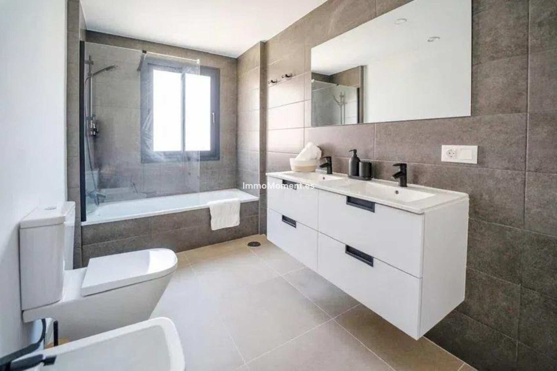 Revente - Maison mitoyenne - Estepona  - Cancelada