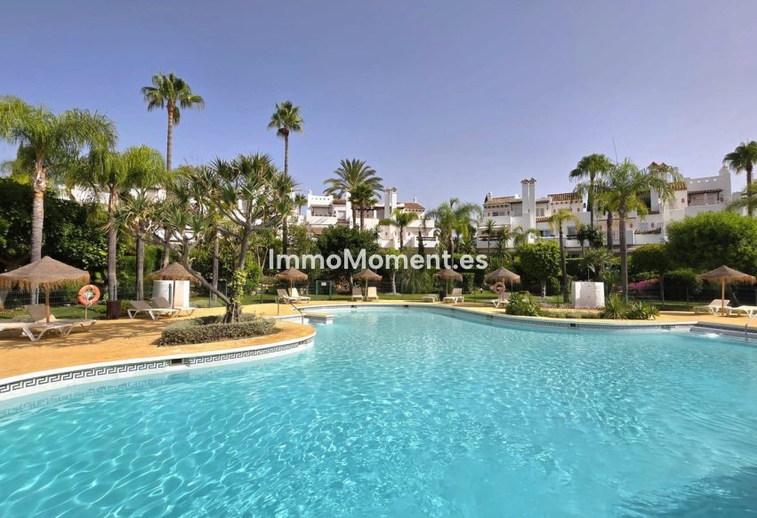 Revente - Maison mitoyenne - Estepona  - Costalita