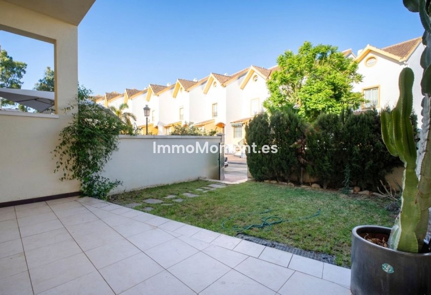 Revente - Maison mitoyenne - Estepona  - Estepona Centro