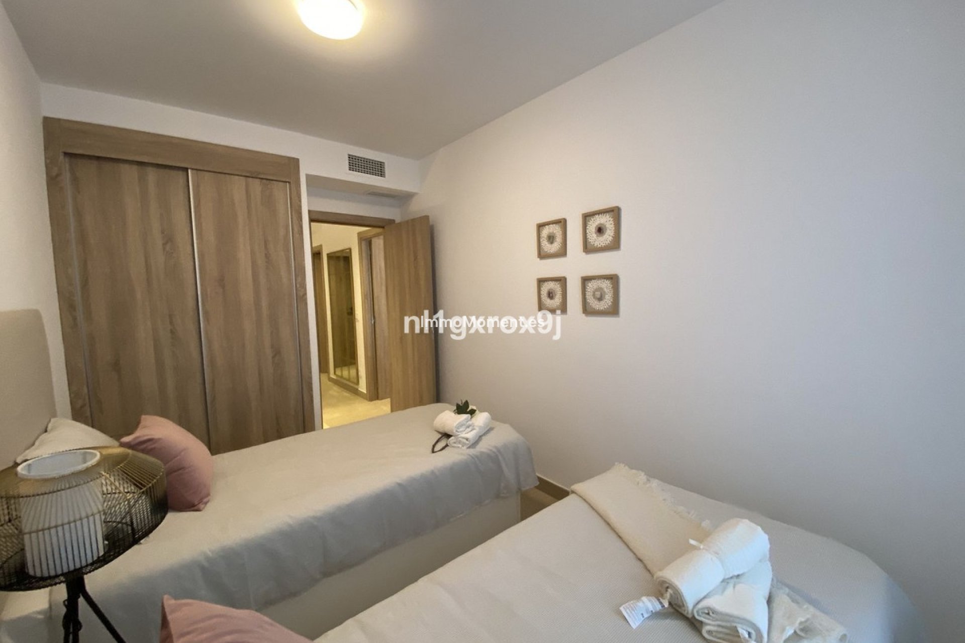 Revente - Maison mitoyenne - Estepona  - Estepona Centro