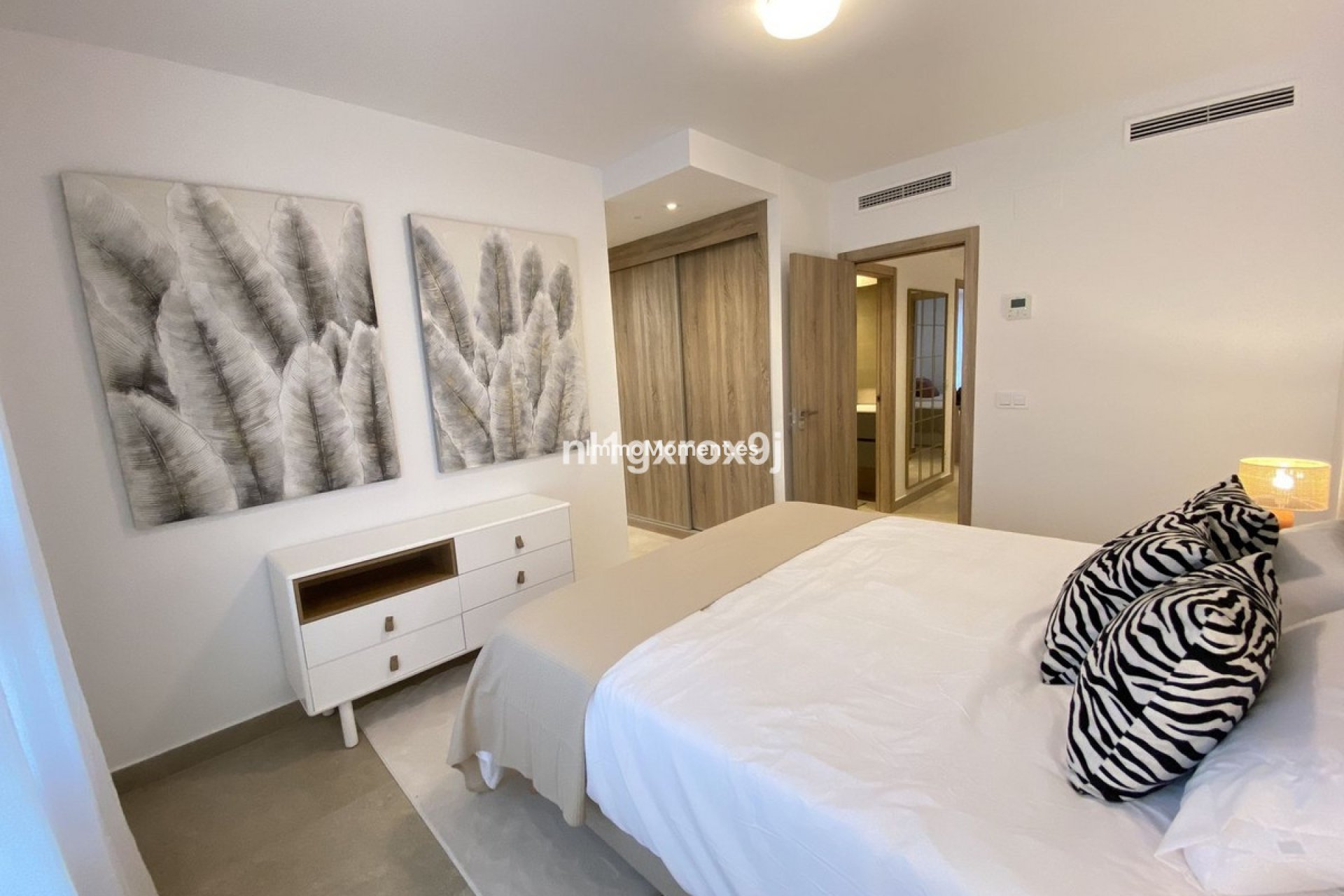 Revente - Maison mitoyenne - Estepona  - Estepona Centro