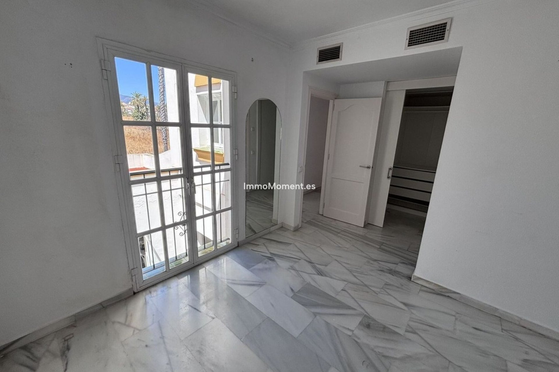 Revente - Maison mitoyenne - Estepona  - Estepona Centro