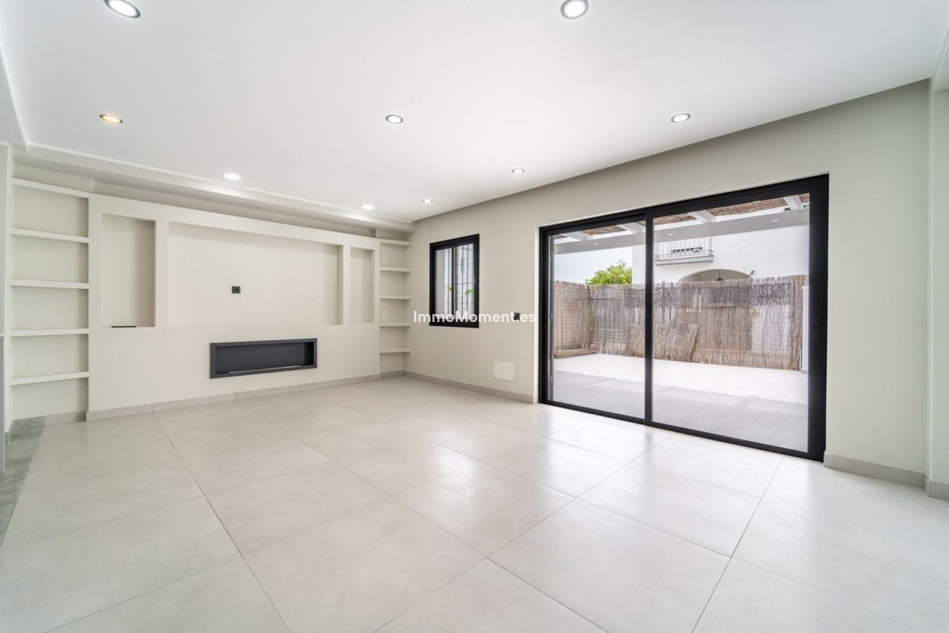 Revente - Maison mitoyenne - Estepona  - Estepona Centro