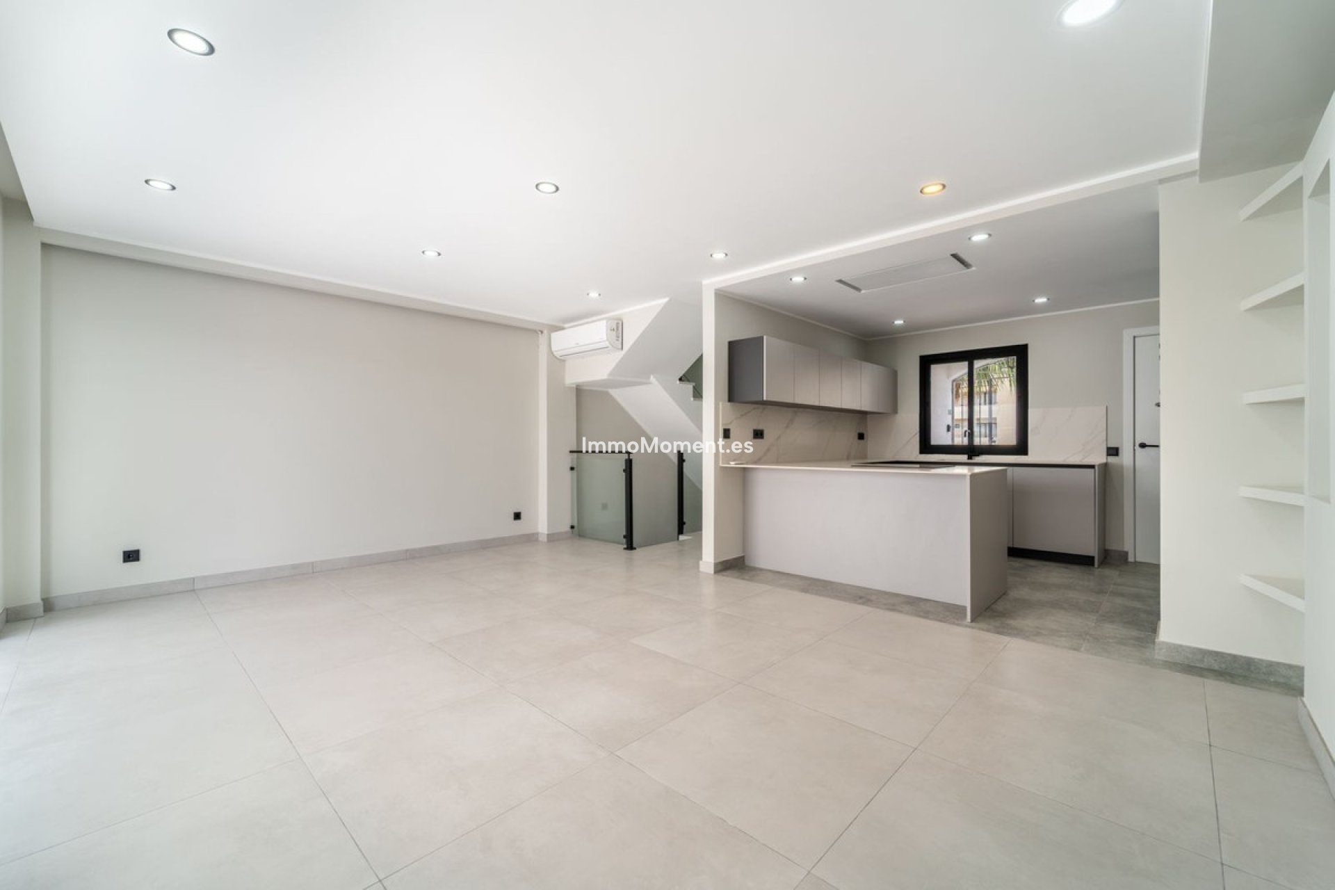 Revente - Maison mitoyenne - Estepona  - Estepona Centro