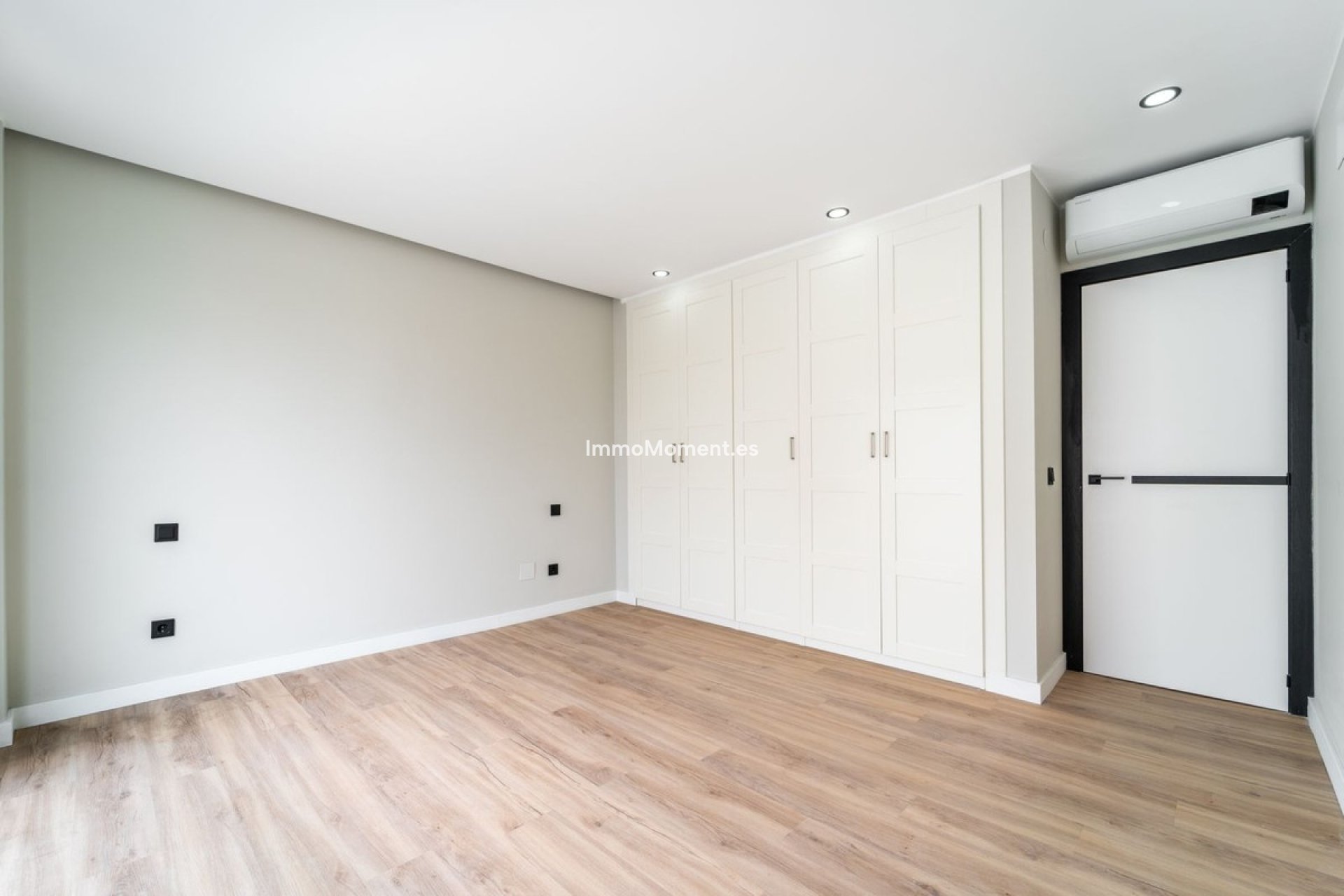 Revente - Maison mitoyenne - Estepona  - Estepona Centro