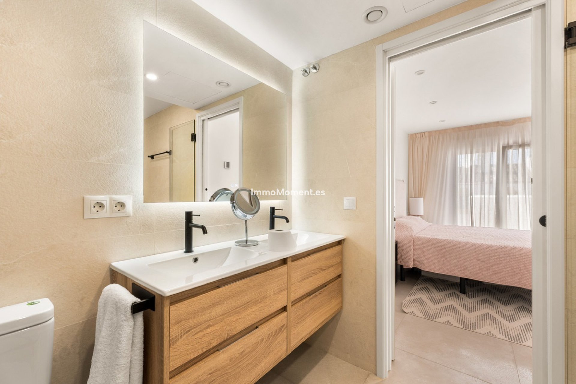Revente - Maison mitoyenne - Estepona  - Estepona Centro