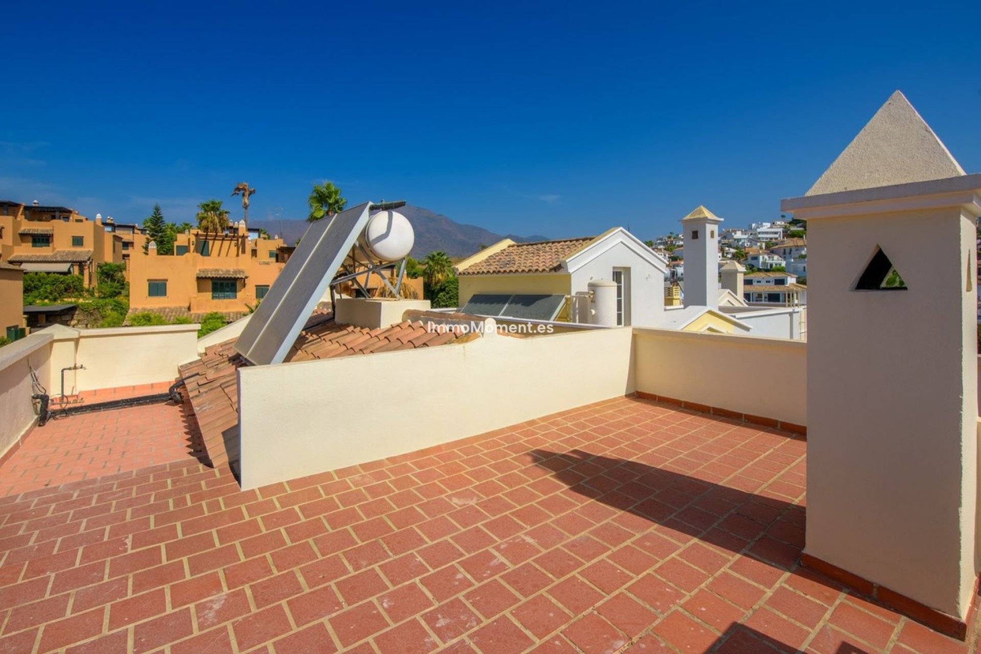 Revente - Maison mitoyenne - Estepona  - Estepona Centro