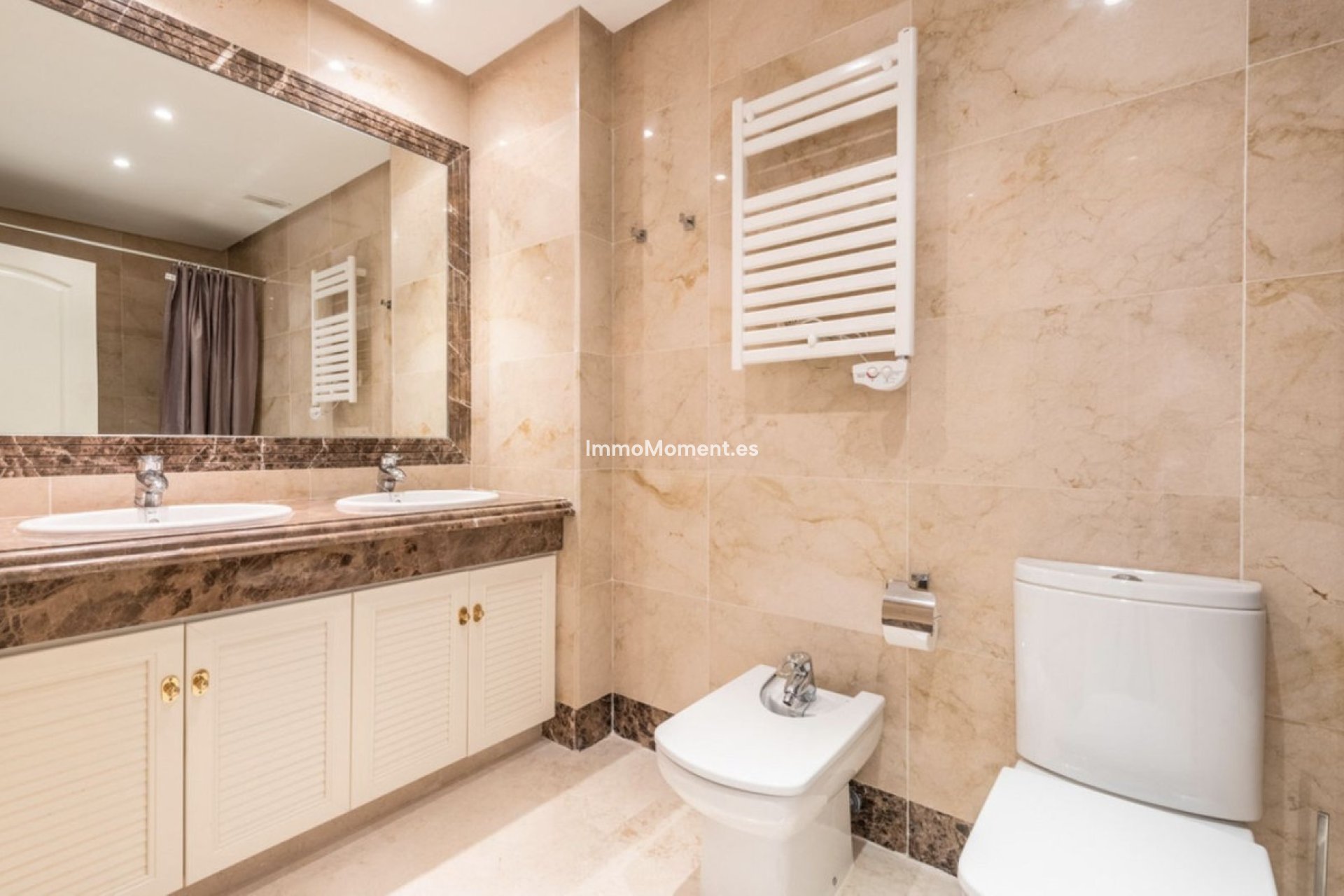 Revente - Maison mitoyenne - Estepona  - Estepona Centro