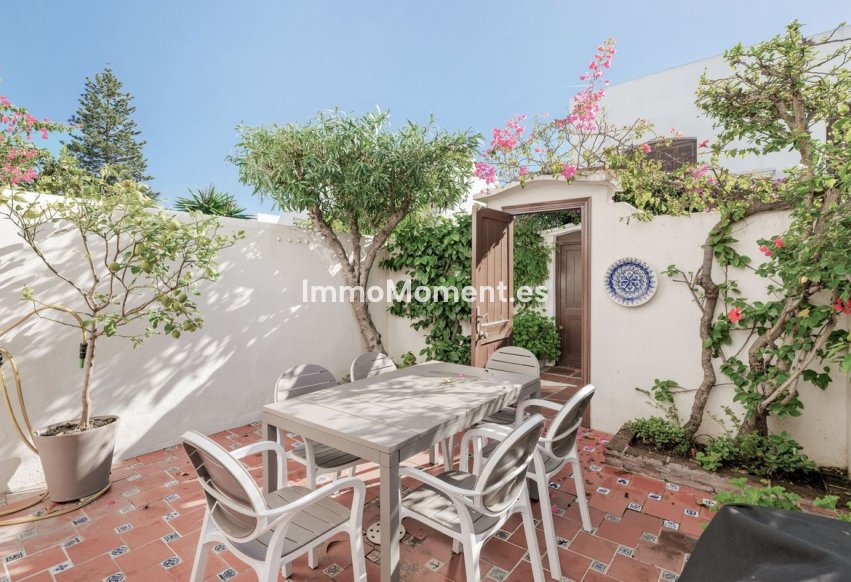Revente - Maison mitoyenne - Estepona  - Estepona Centro
