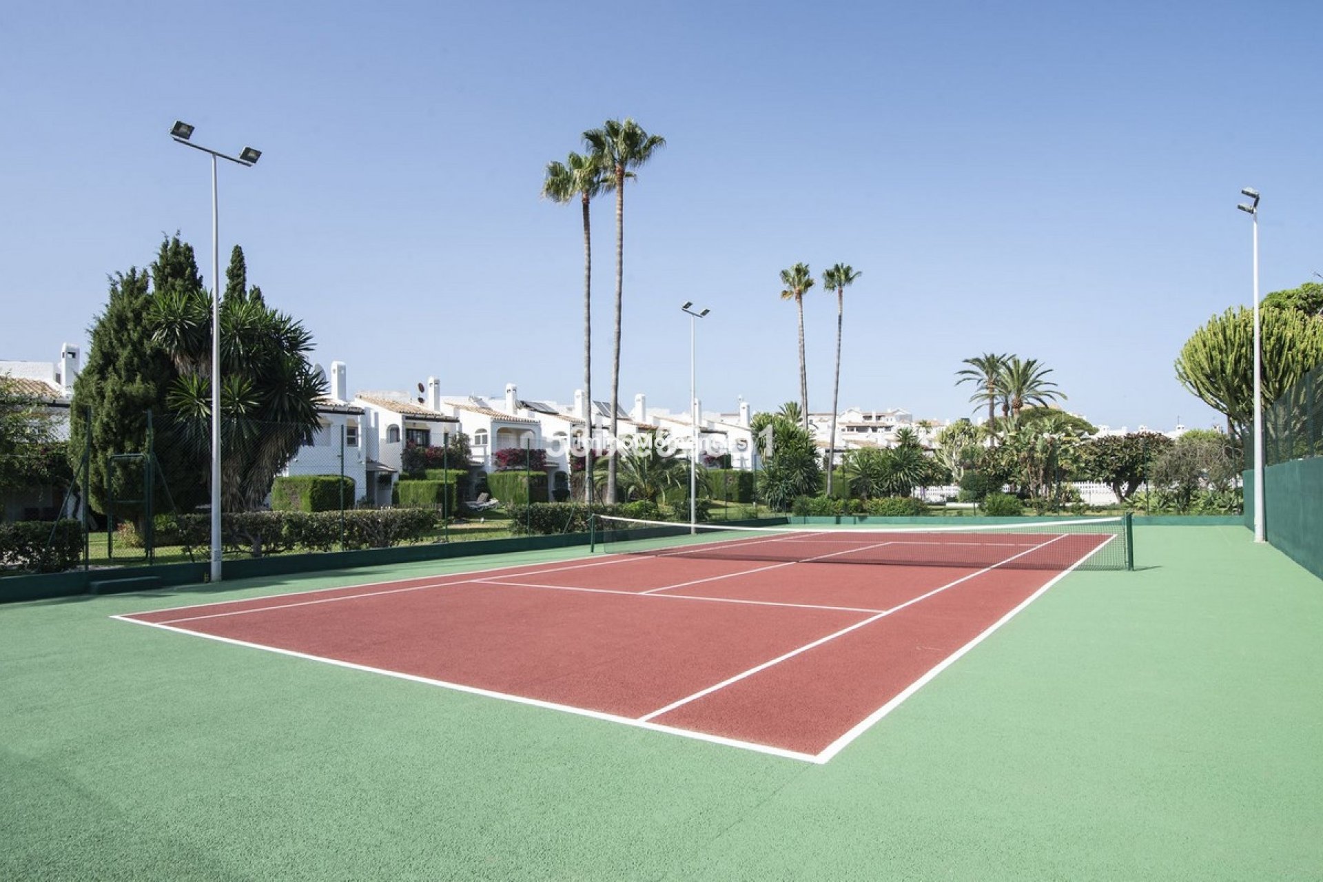 Revente - Maison mitoyenne - Estepona  - Estepona Centro