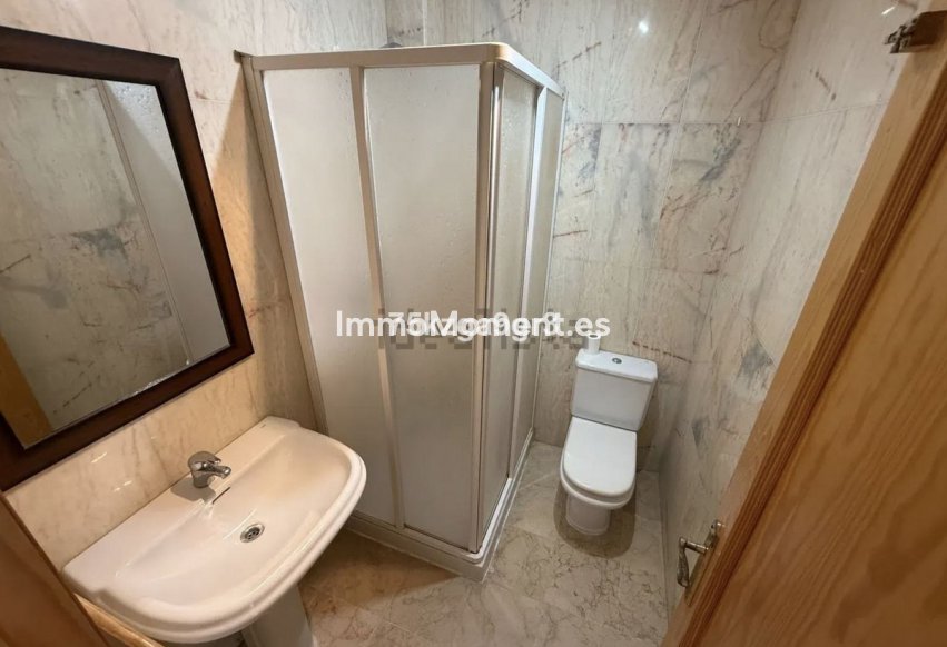 Revente - Maison mitoyenne - Estepona  - Estepona Centro