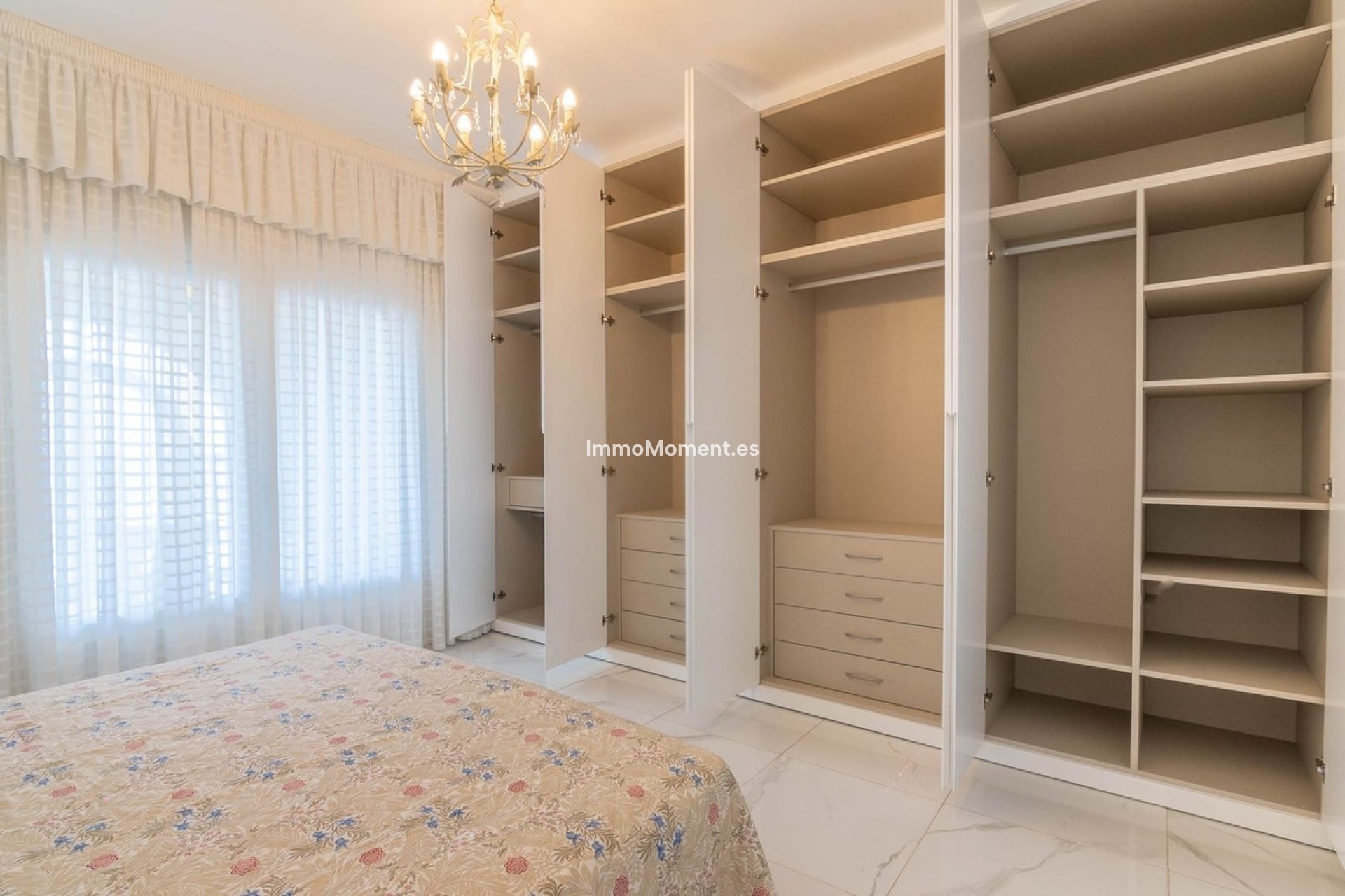 Revente - Maison mitoyenne - Estepona  - Estepona Centro