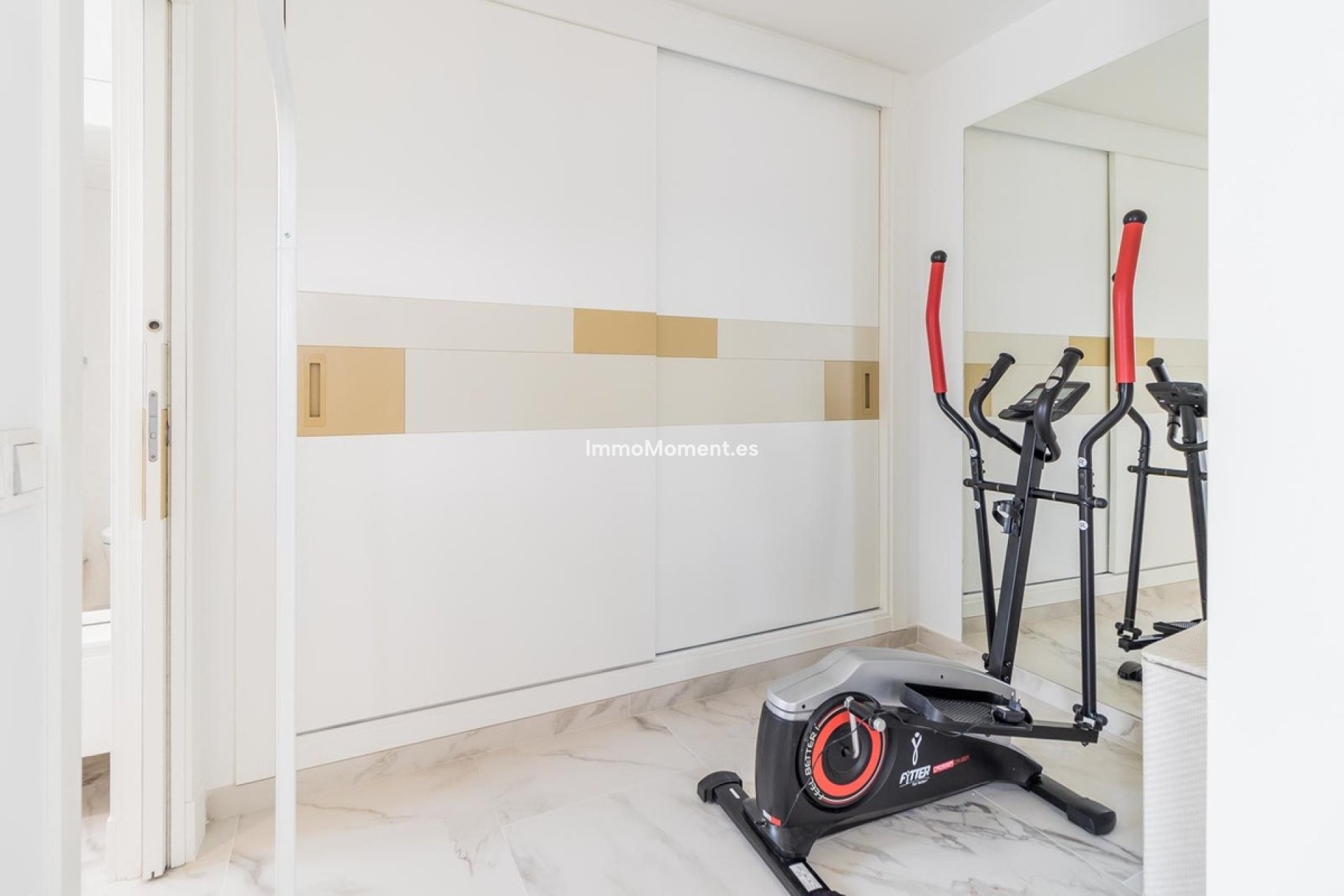 Revente - Maison mitoyenne - Estepona  - Estepona Centro