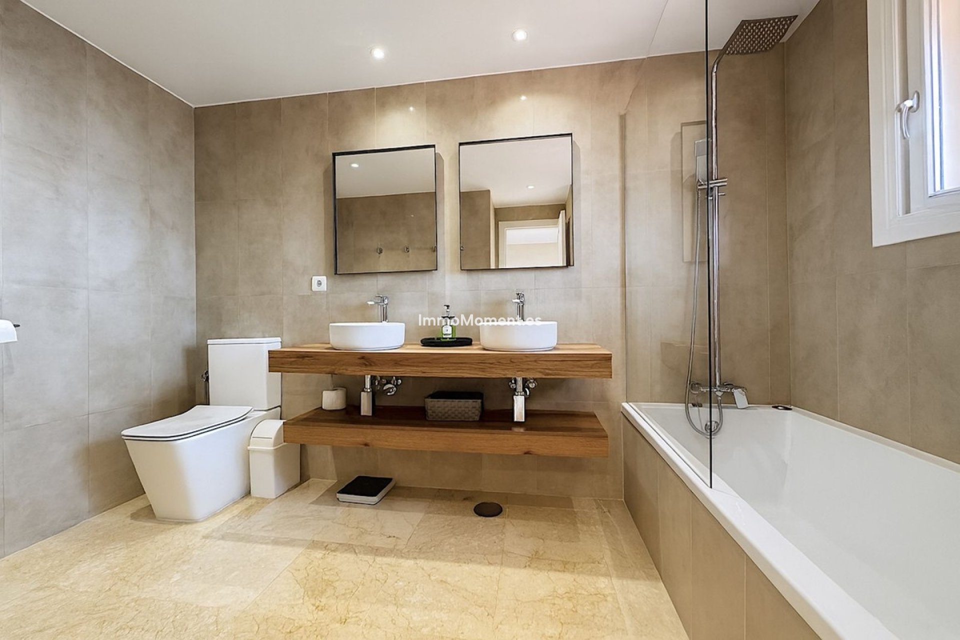 Revente - Maison mitoyenne - Estepona  - Estepona Centro