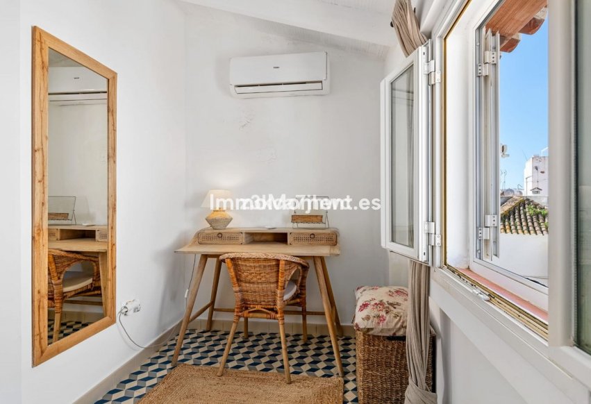 Revente - Maison mitoyenne - Estepona  - Estepona Centro