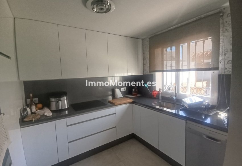 Revente - Maison mitoyenne - Estepona  - Estepona Centro