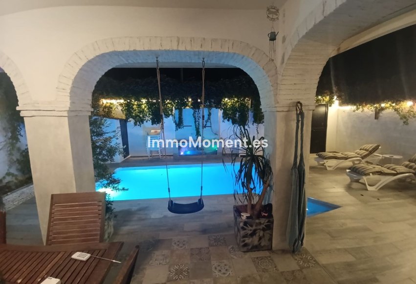 Revente - Maison mitoyenne - Estepona  - Estepona Centro