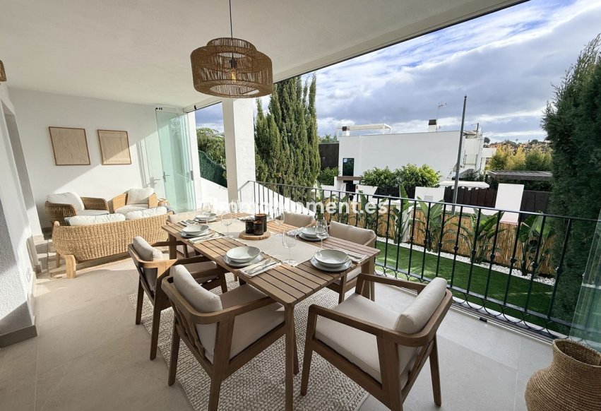 Revente - Maison mitoyenne - Estepona  - Estepona Centro