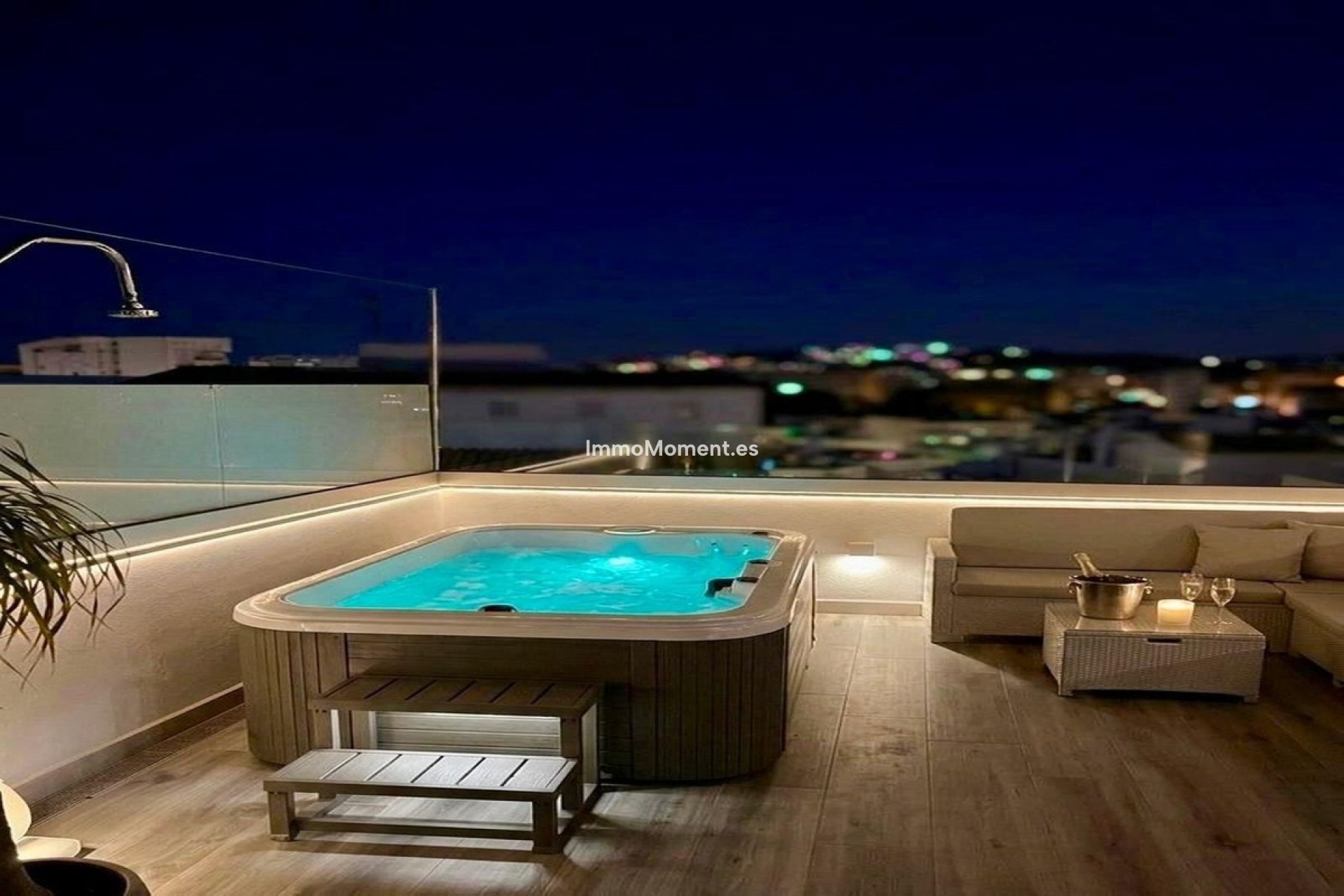 Revente - Maison mitoyenne - Estepona  - Estepona Centro