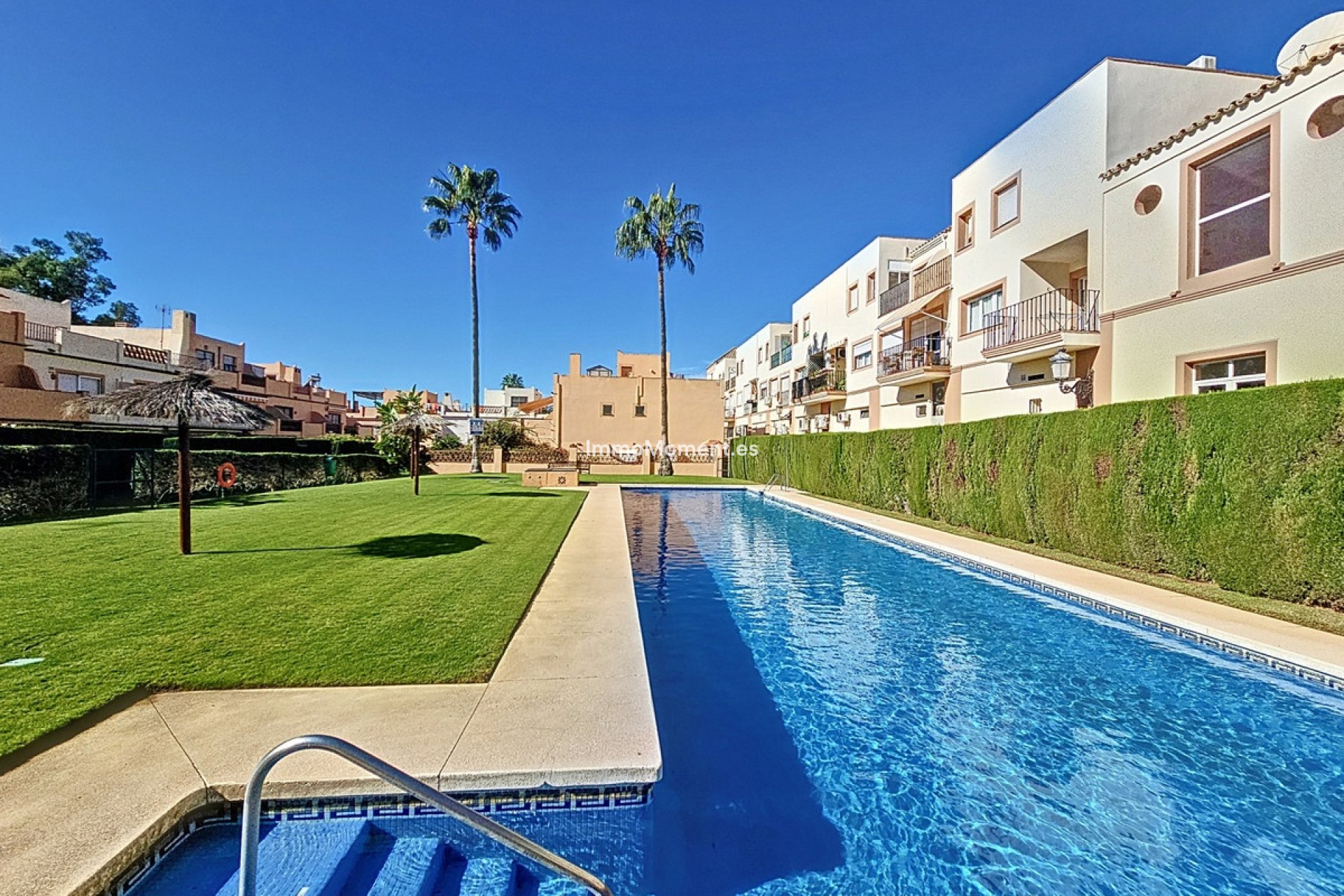 Revente - Maison mitoyenne - Estepona  - Estepona Centro