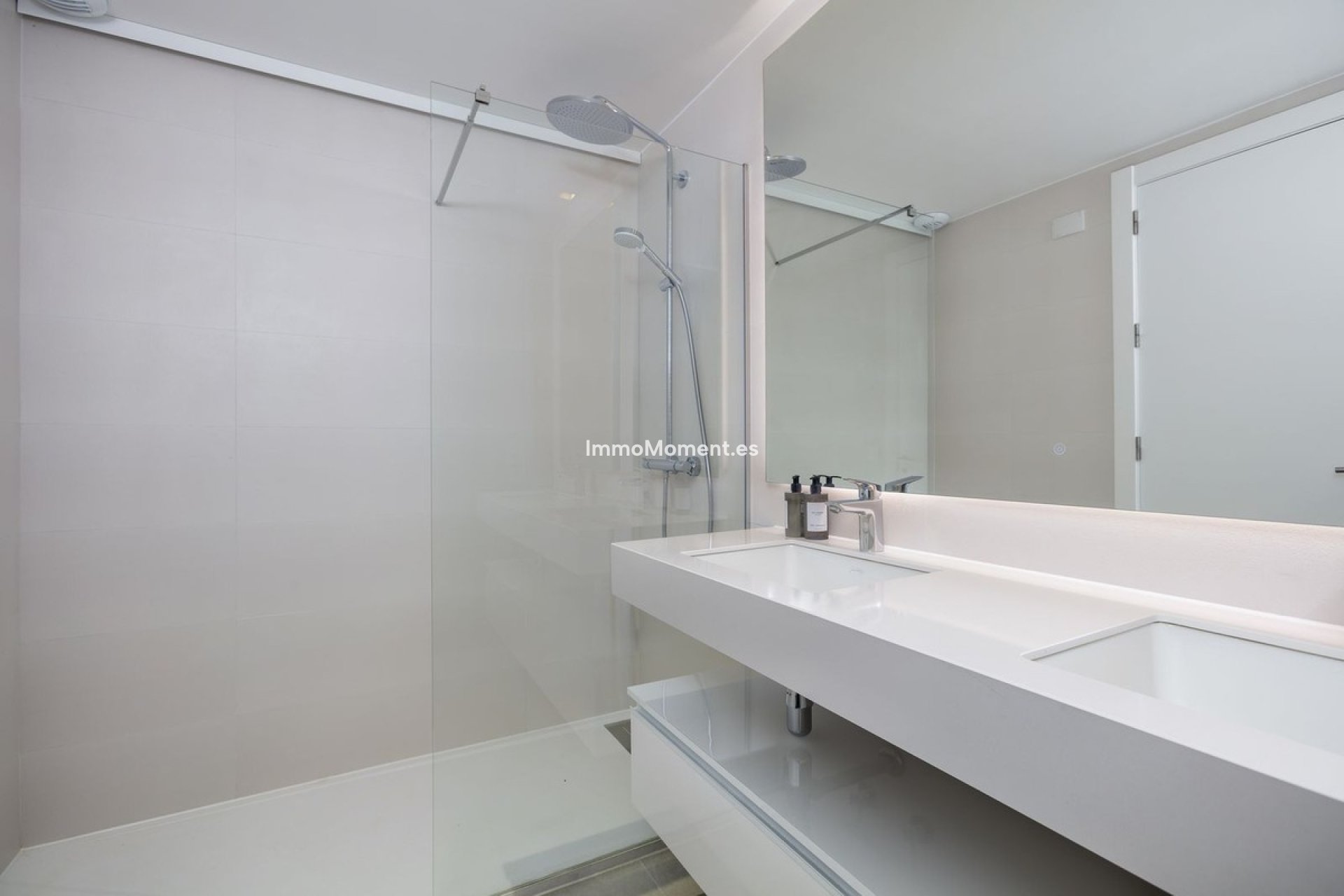 Revente - Maison mitoyenne - Estepona  - Estepona Centro
