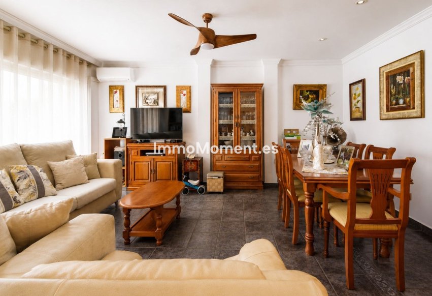 Revente - Maison mitoyenne - Estepona  - Estepona Centro